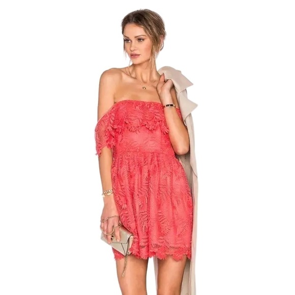 Lovers + Friends Dream Vacay Dress in Coral Reef | Lace | Size Small - Picture 1 of 9